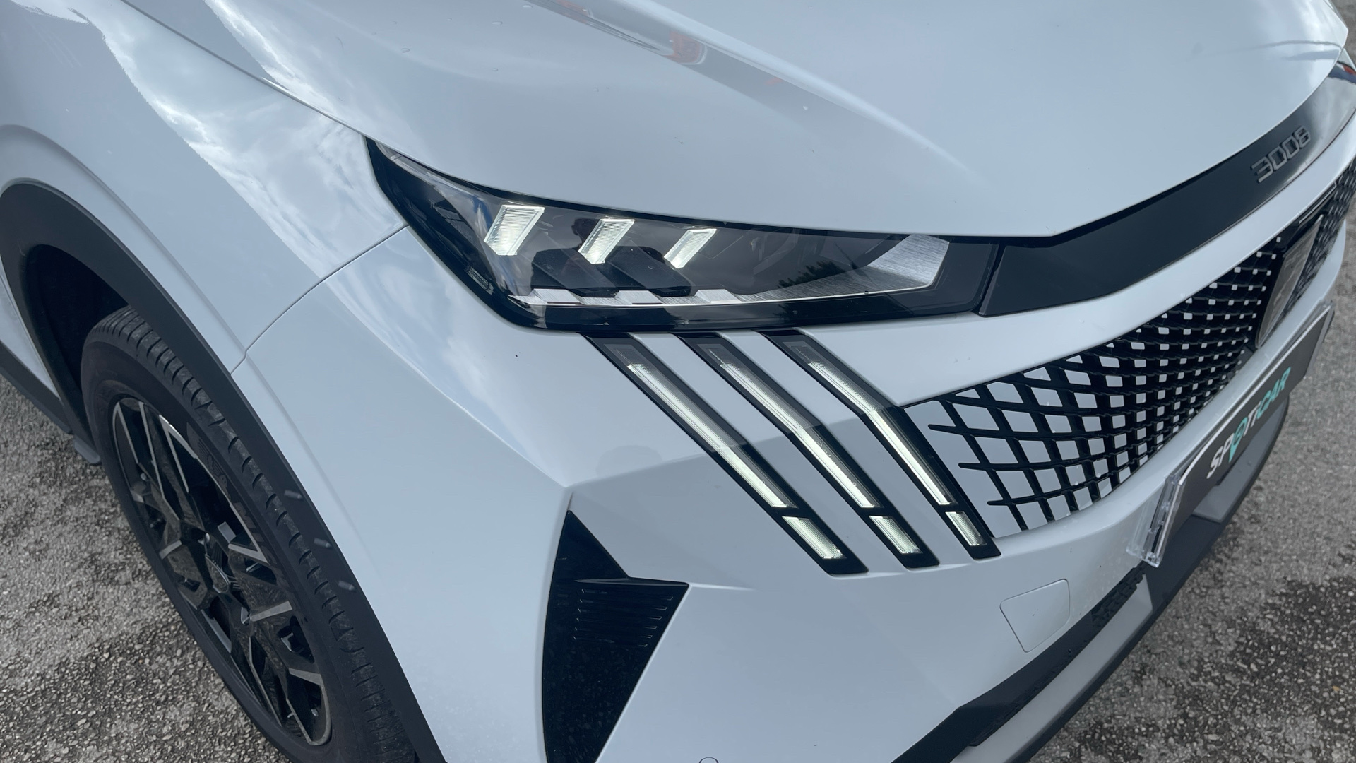 car image