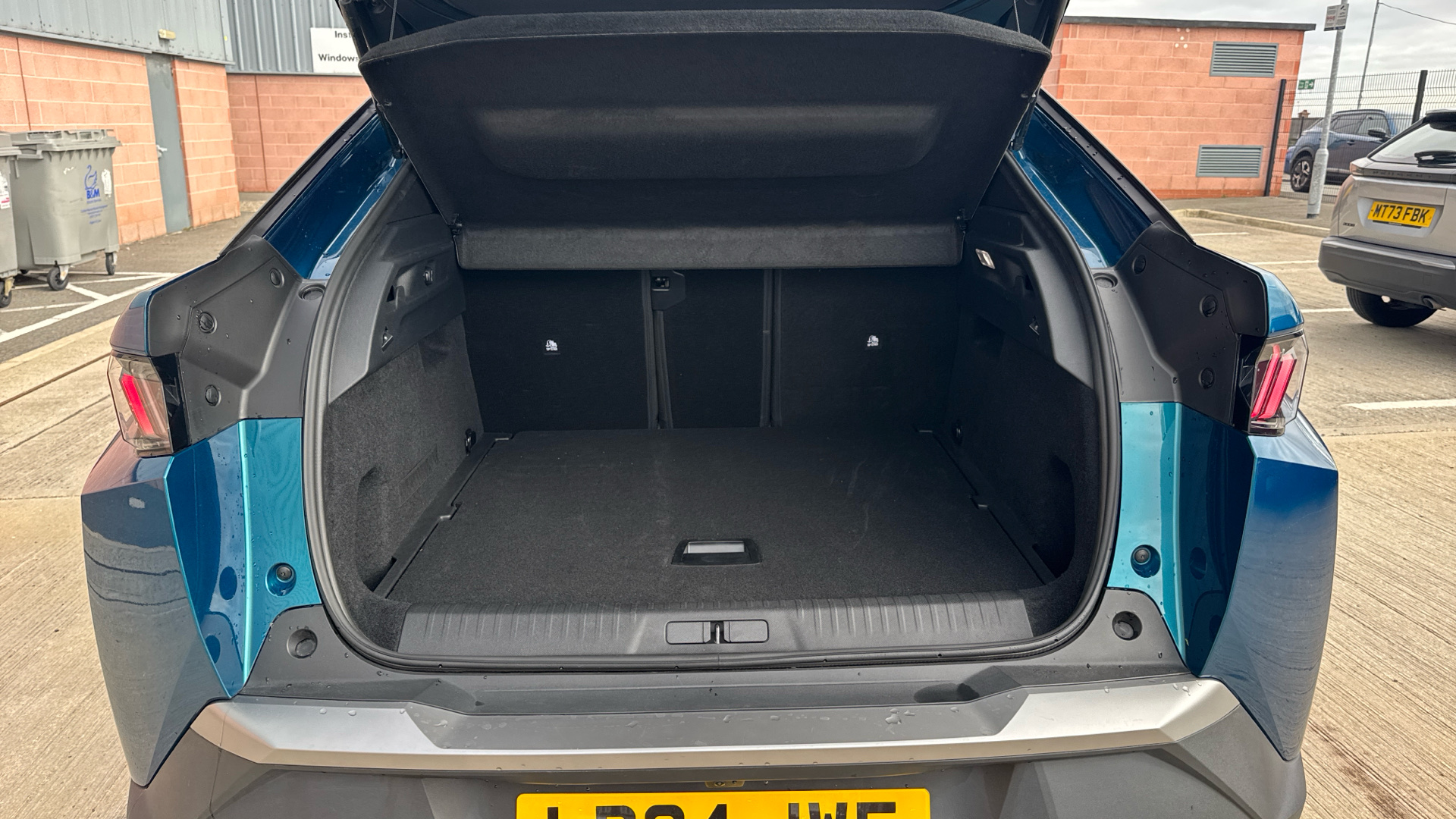 car image