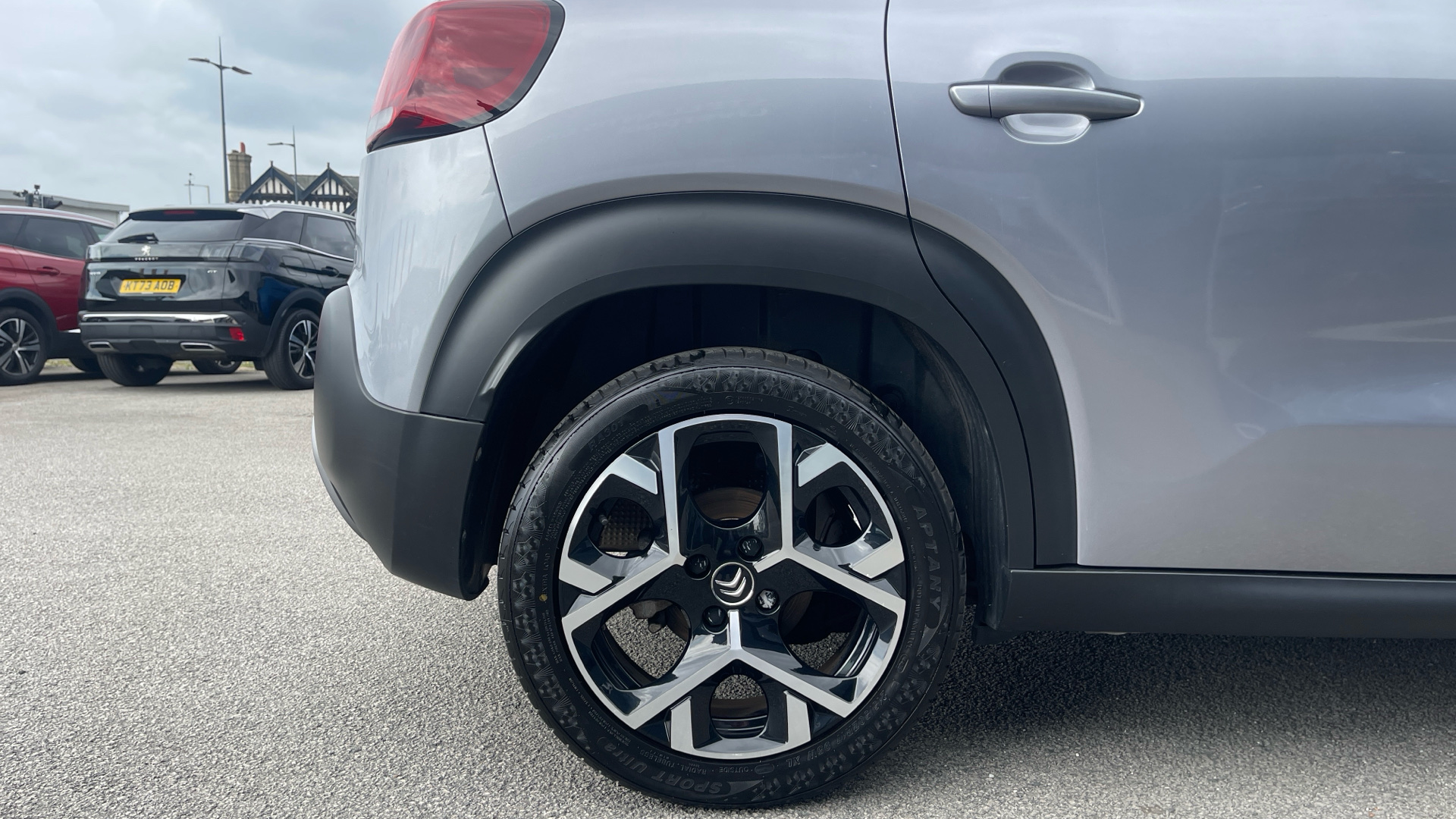 car image