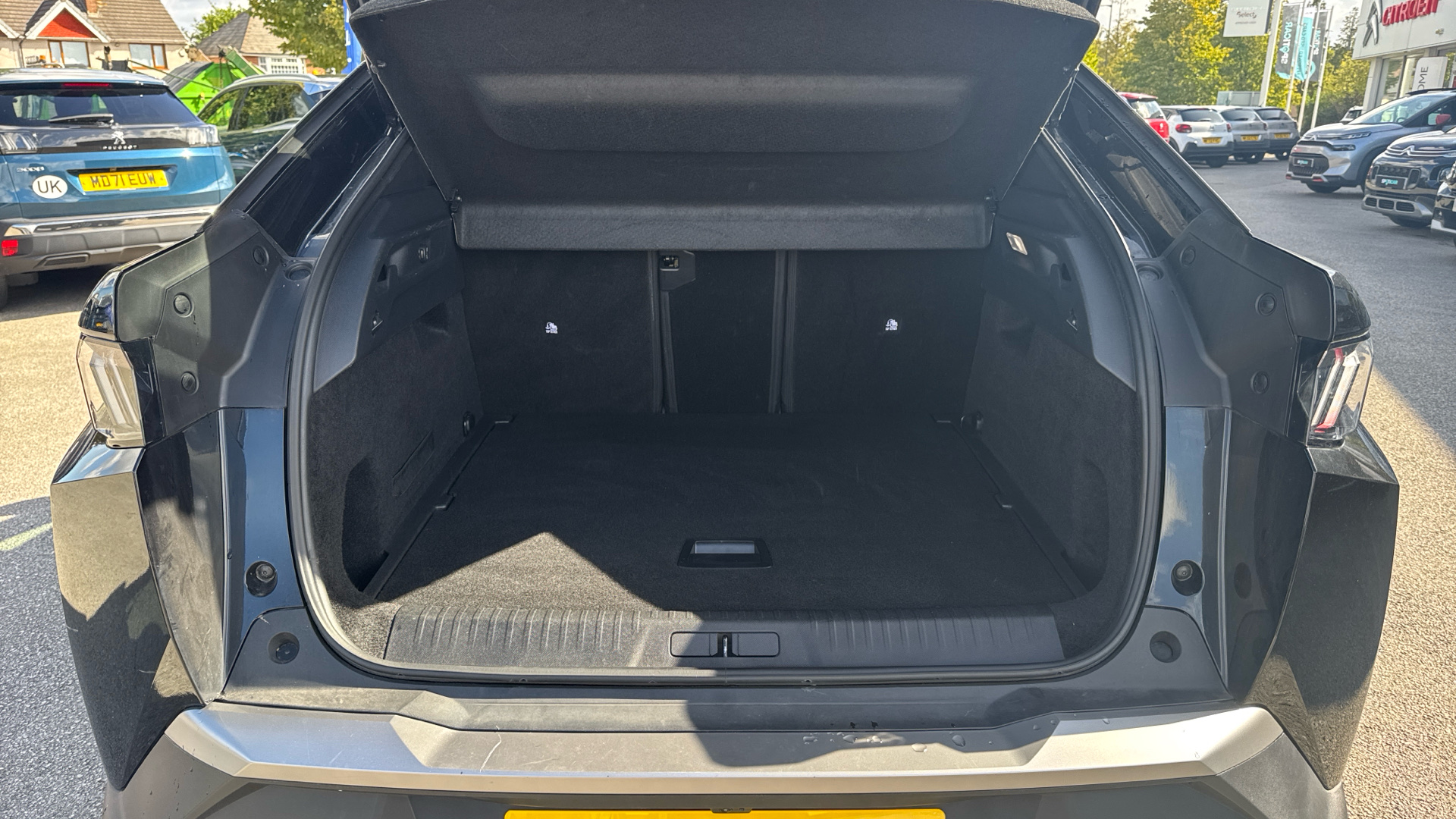 car image