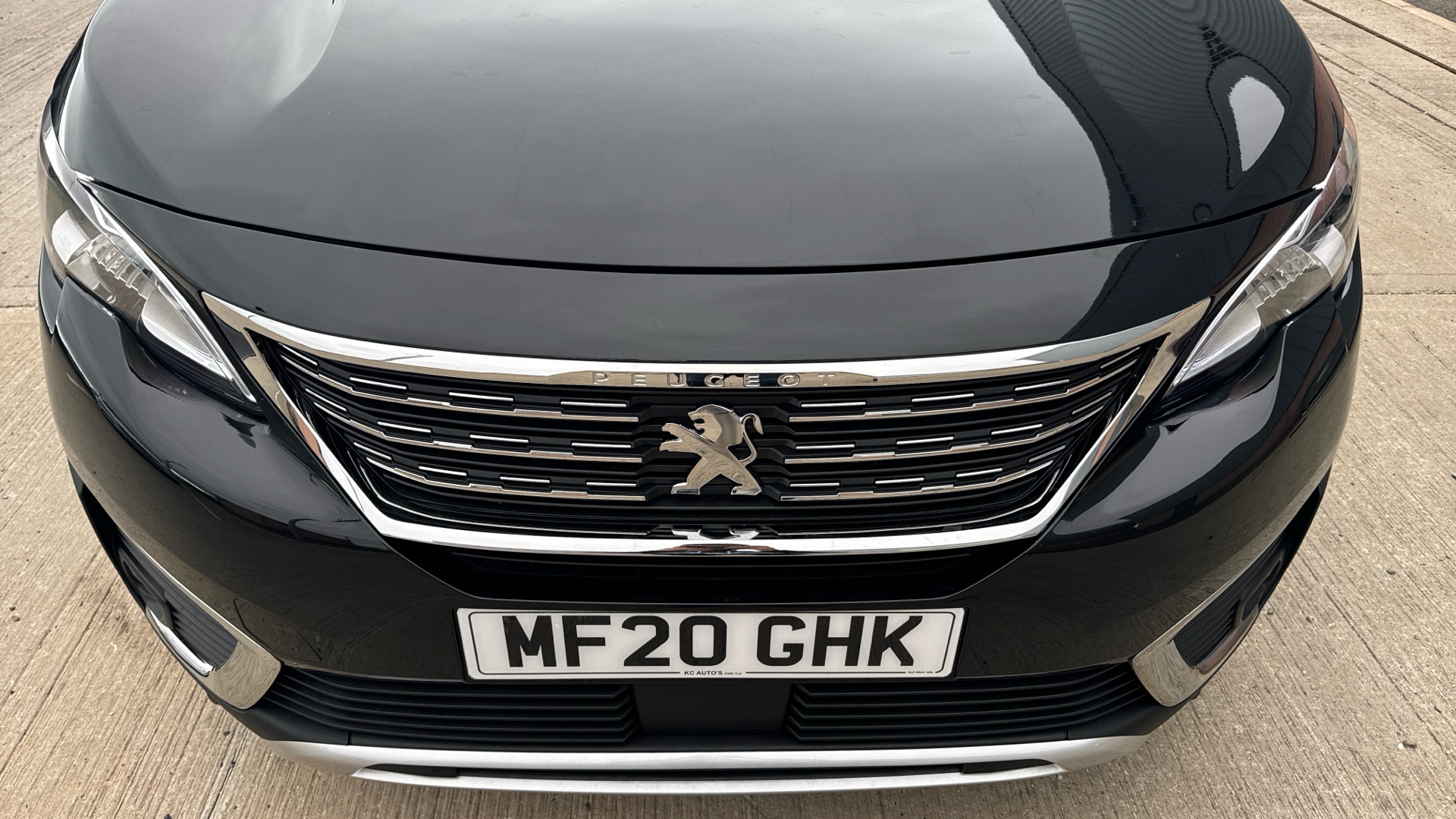 car image