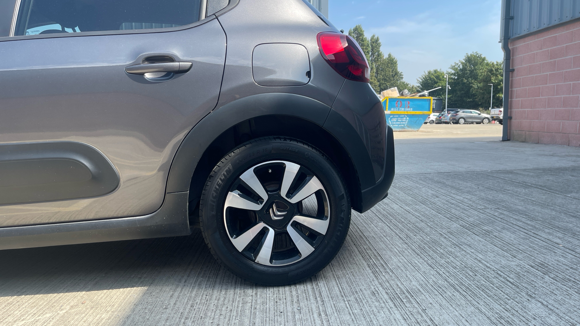 car image