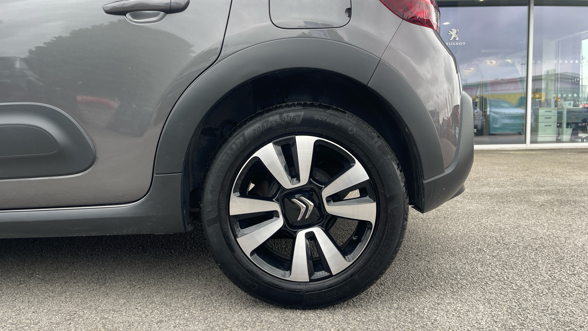 car image