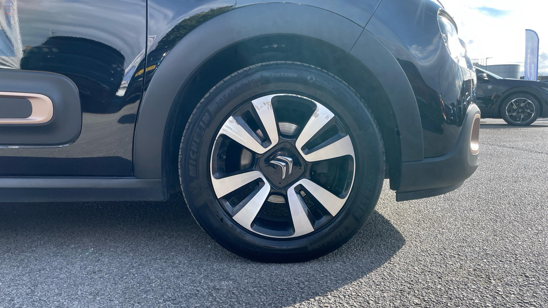 car image
