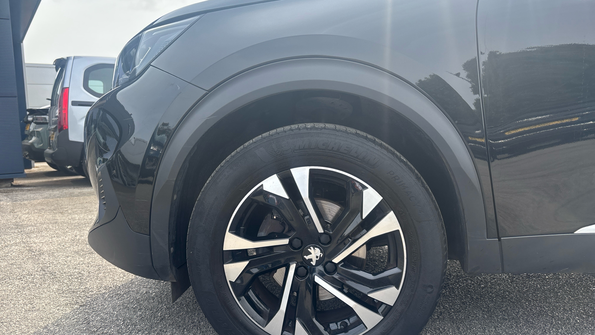 car image