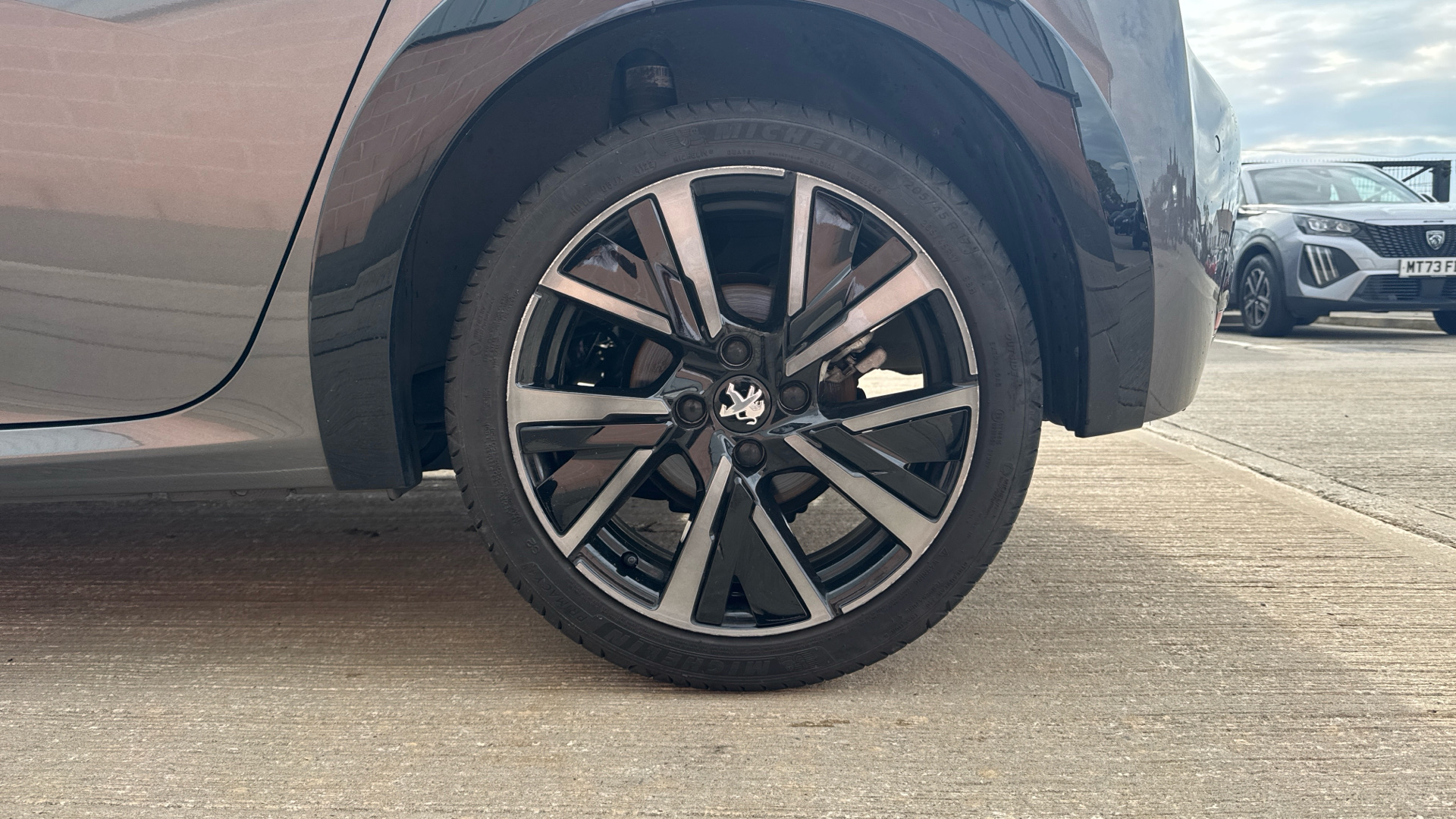 car image