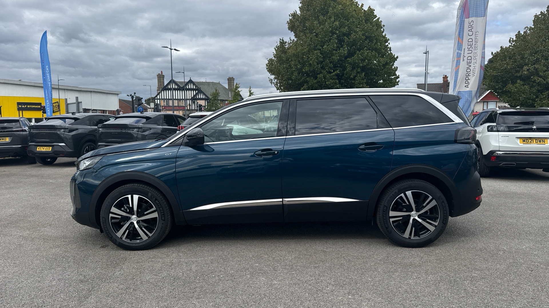 car image