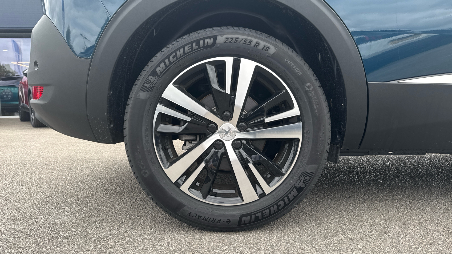 car image