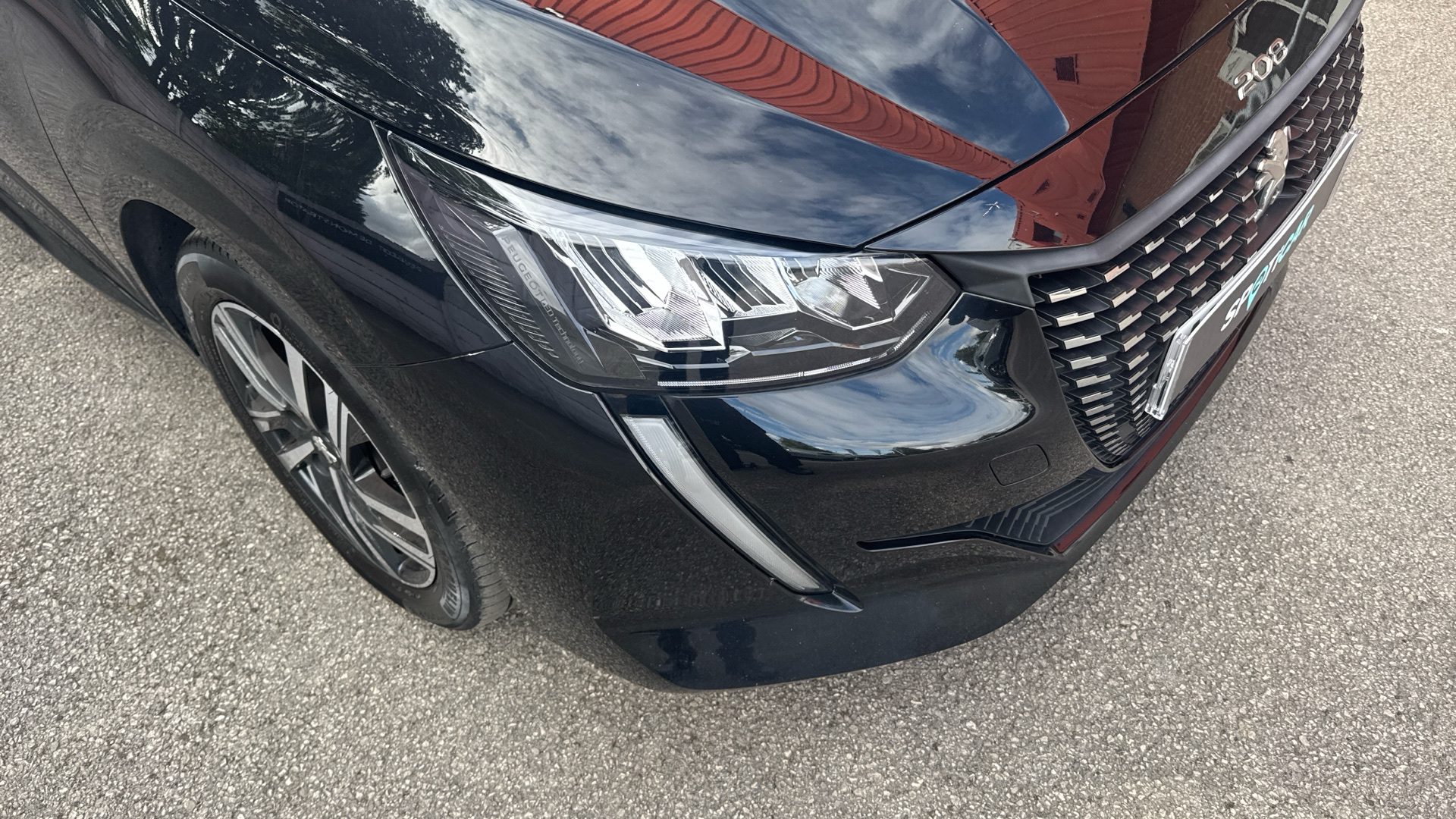 car image
