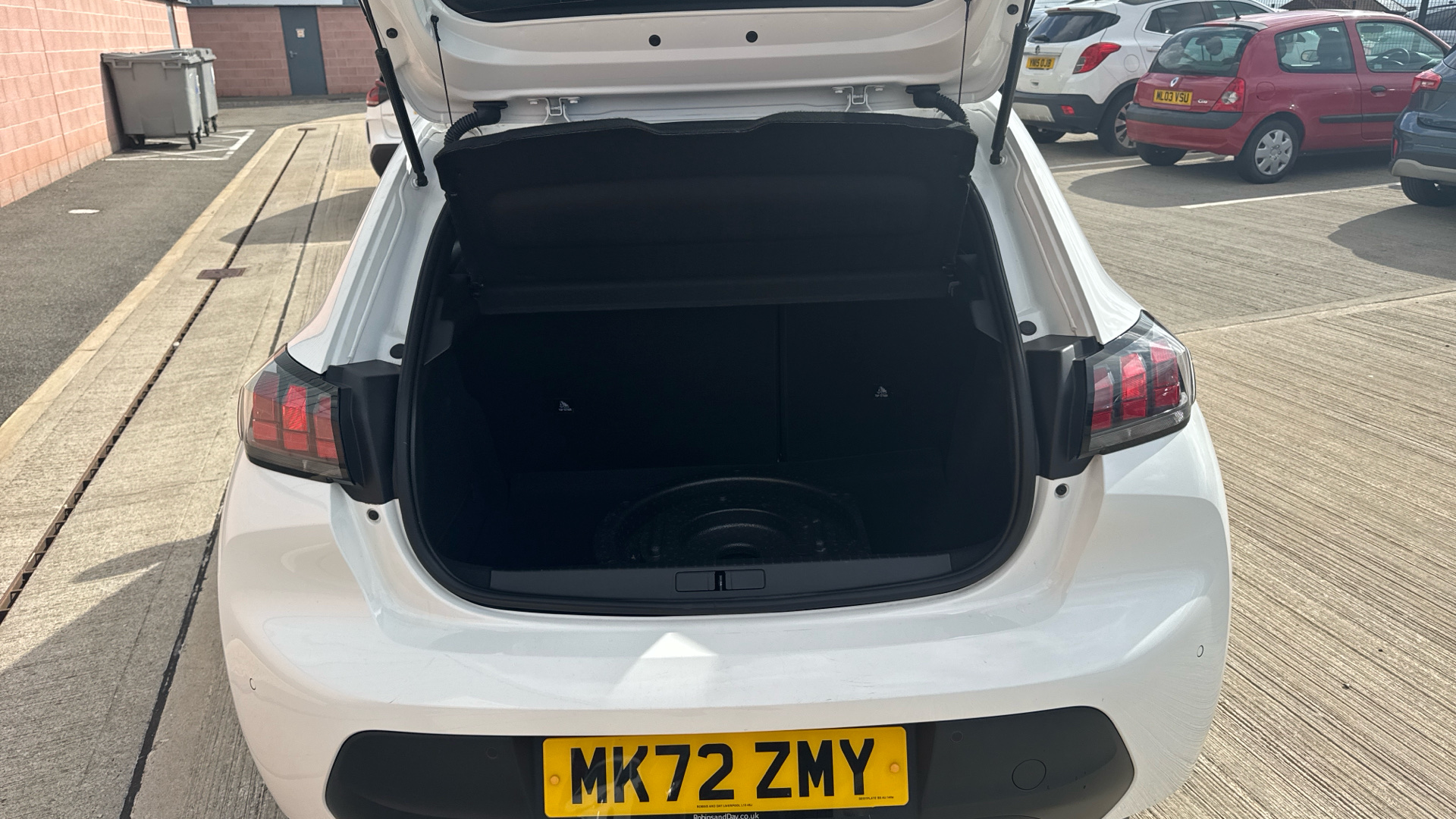 car image