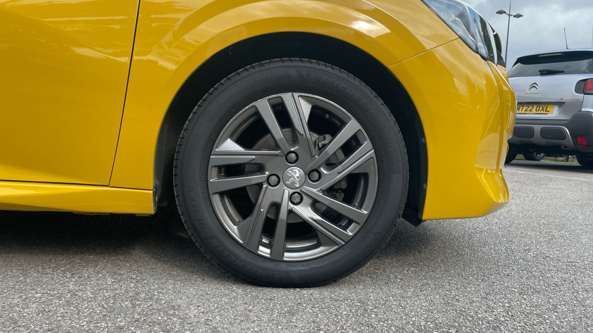car image