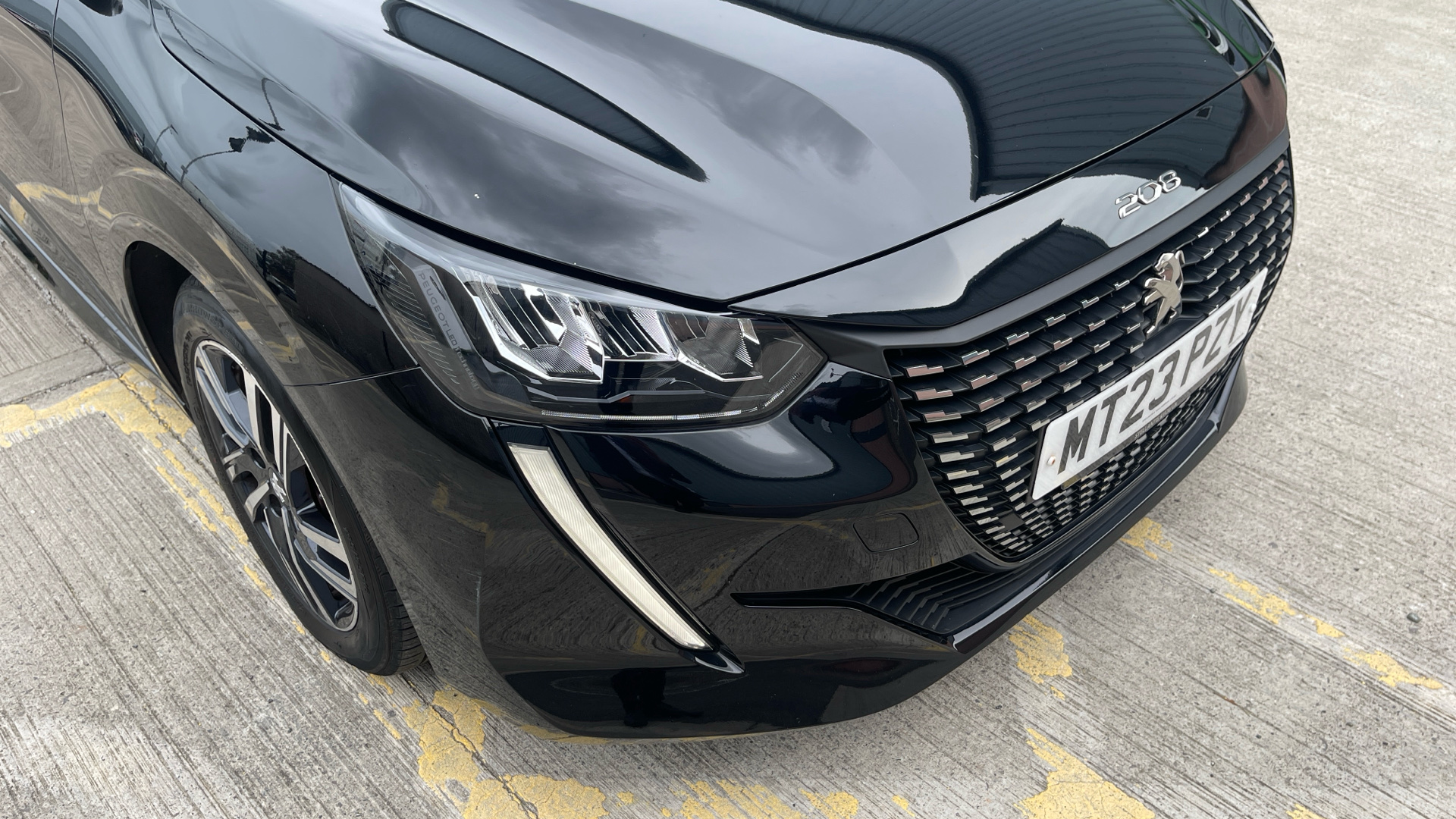 car image