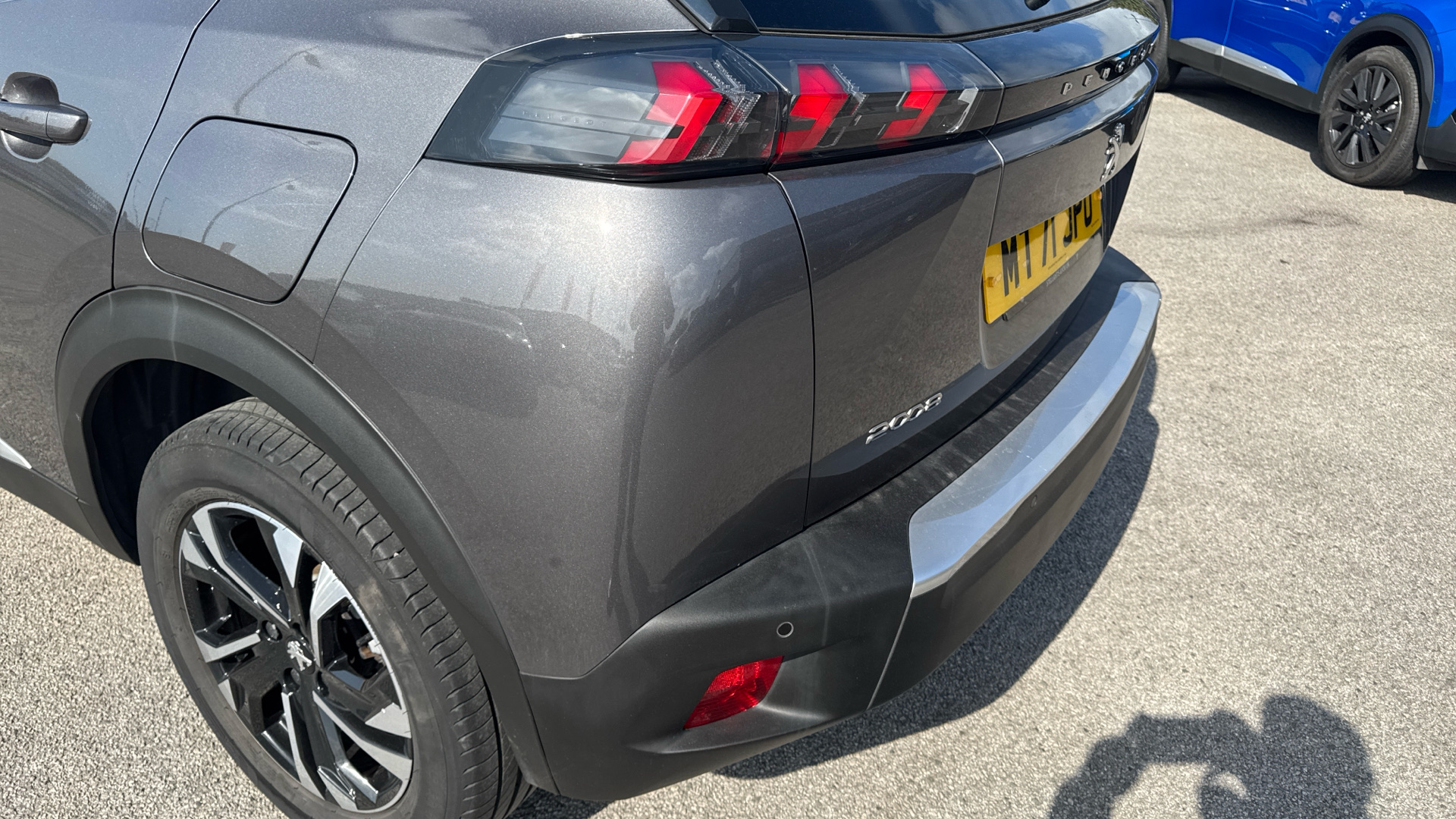 car image
