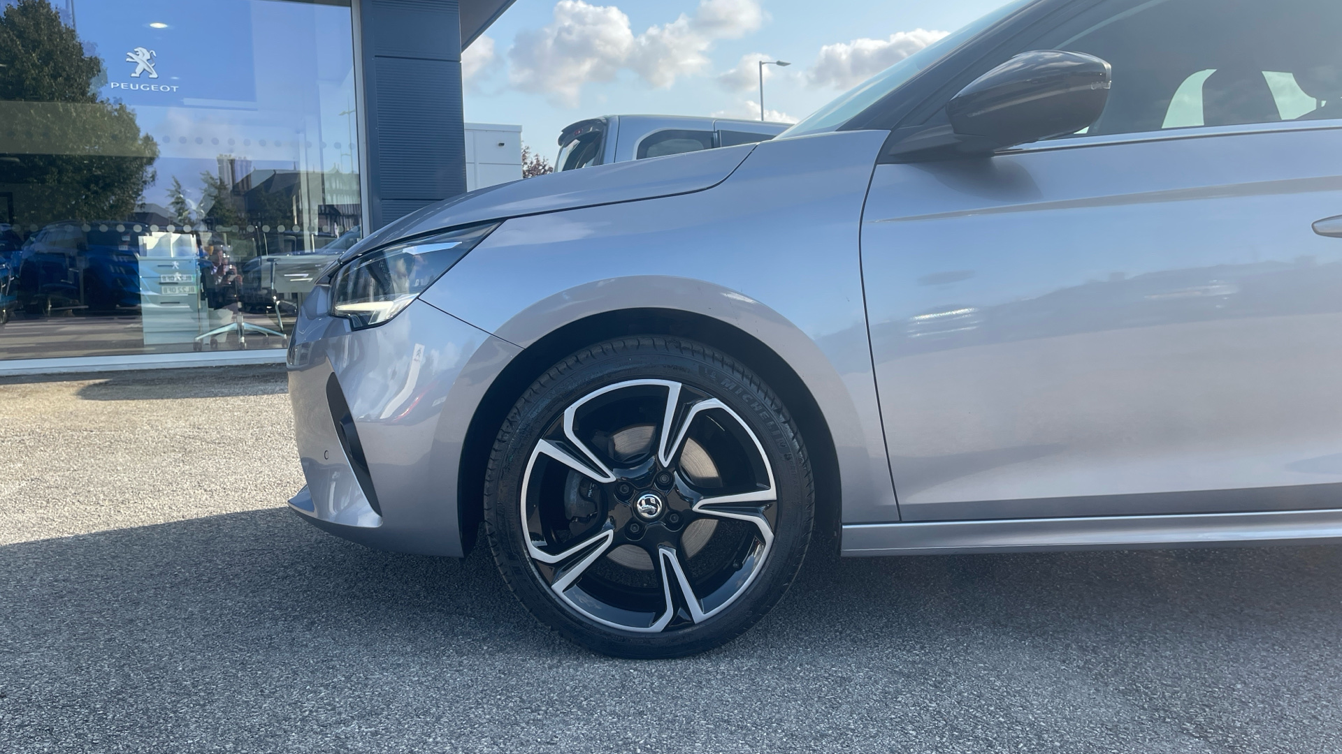 car image