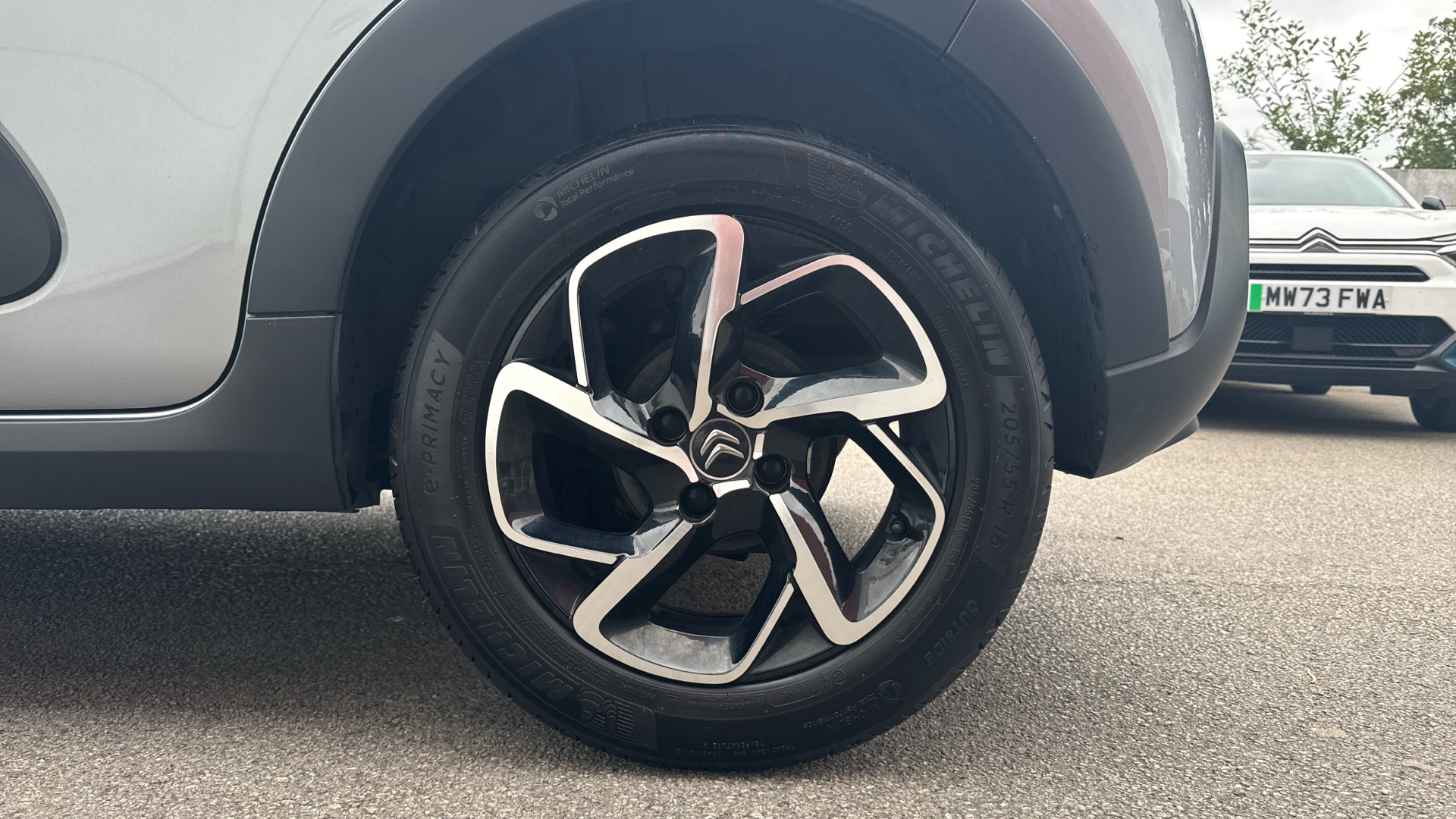 car image