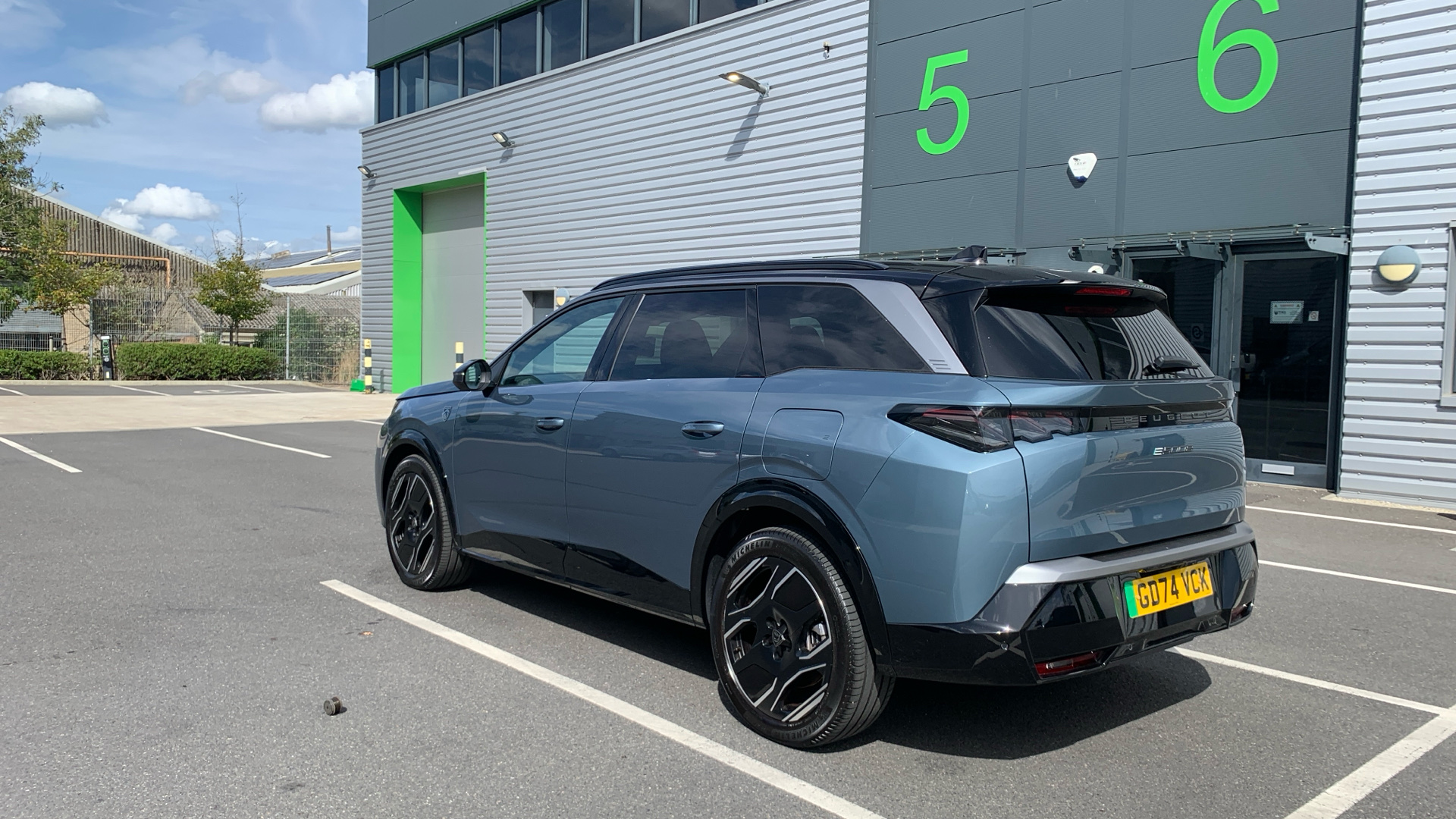 car image