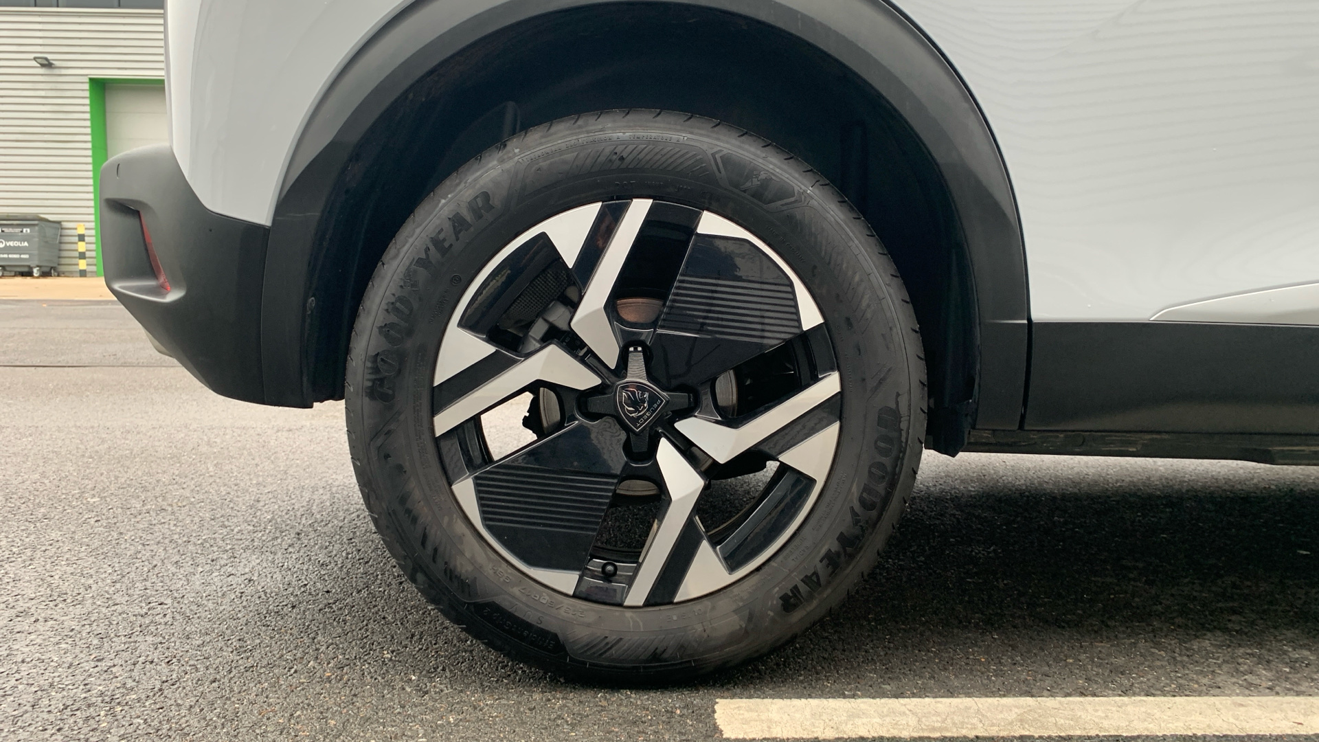 car image