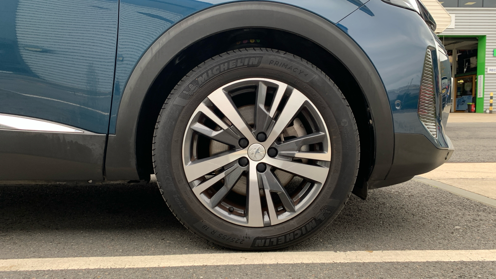 car image