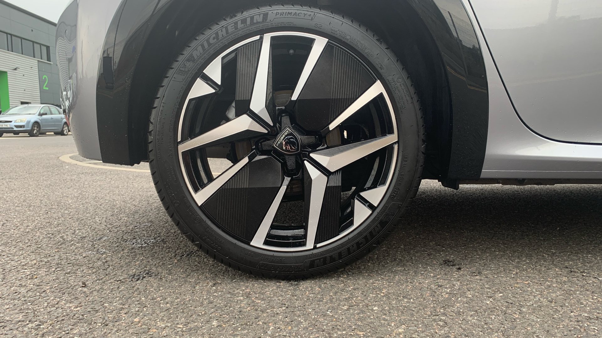 car image
