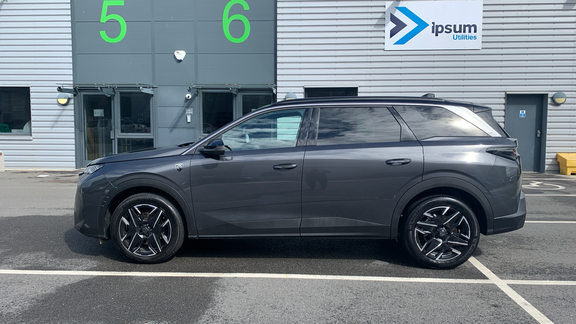 car image