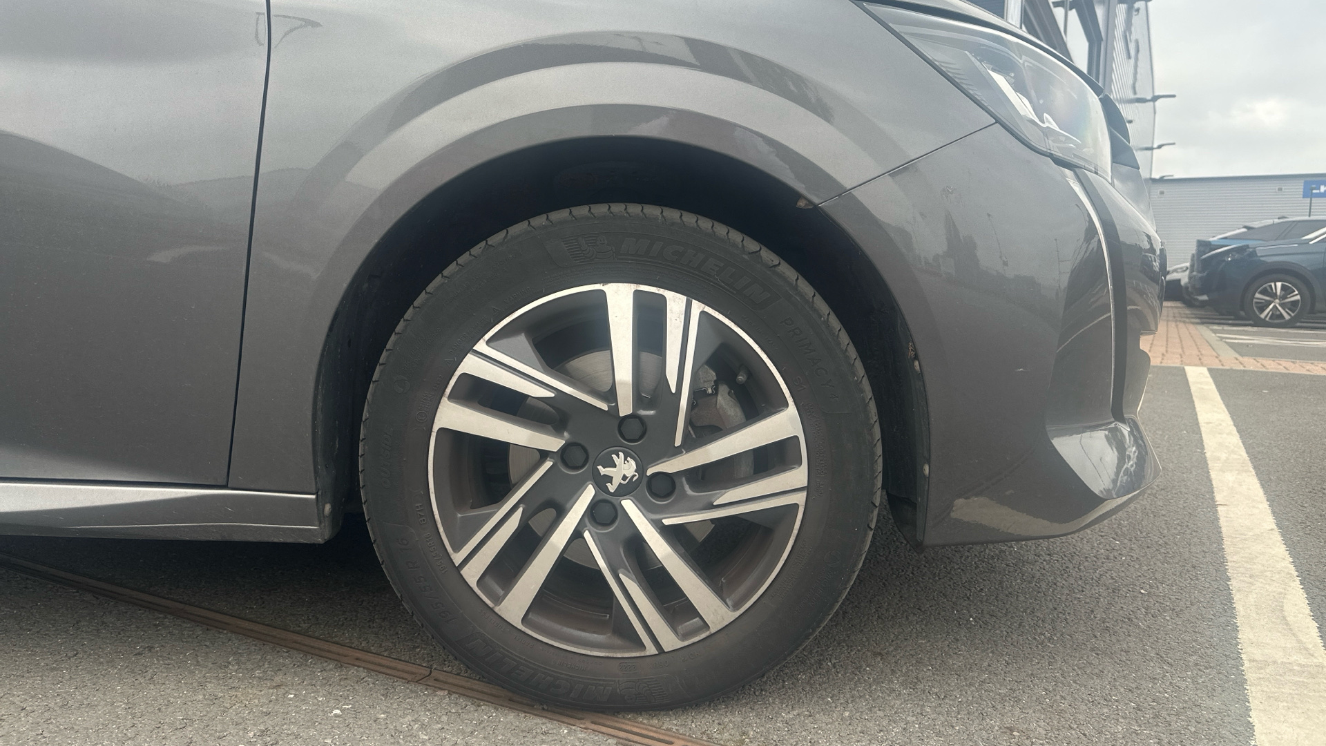 car image