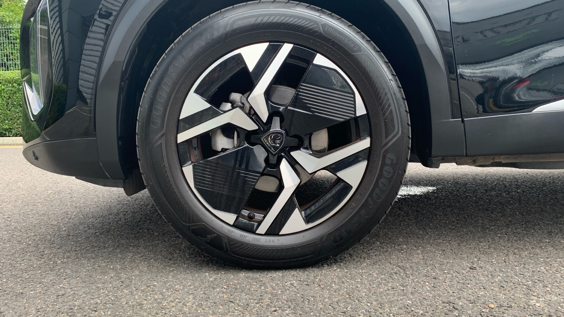 car image