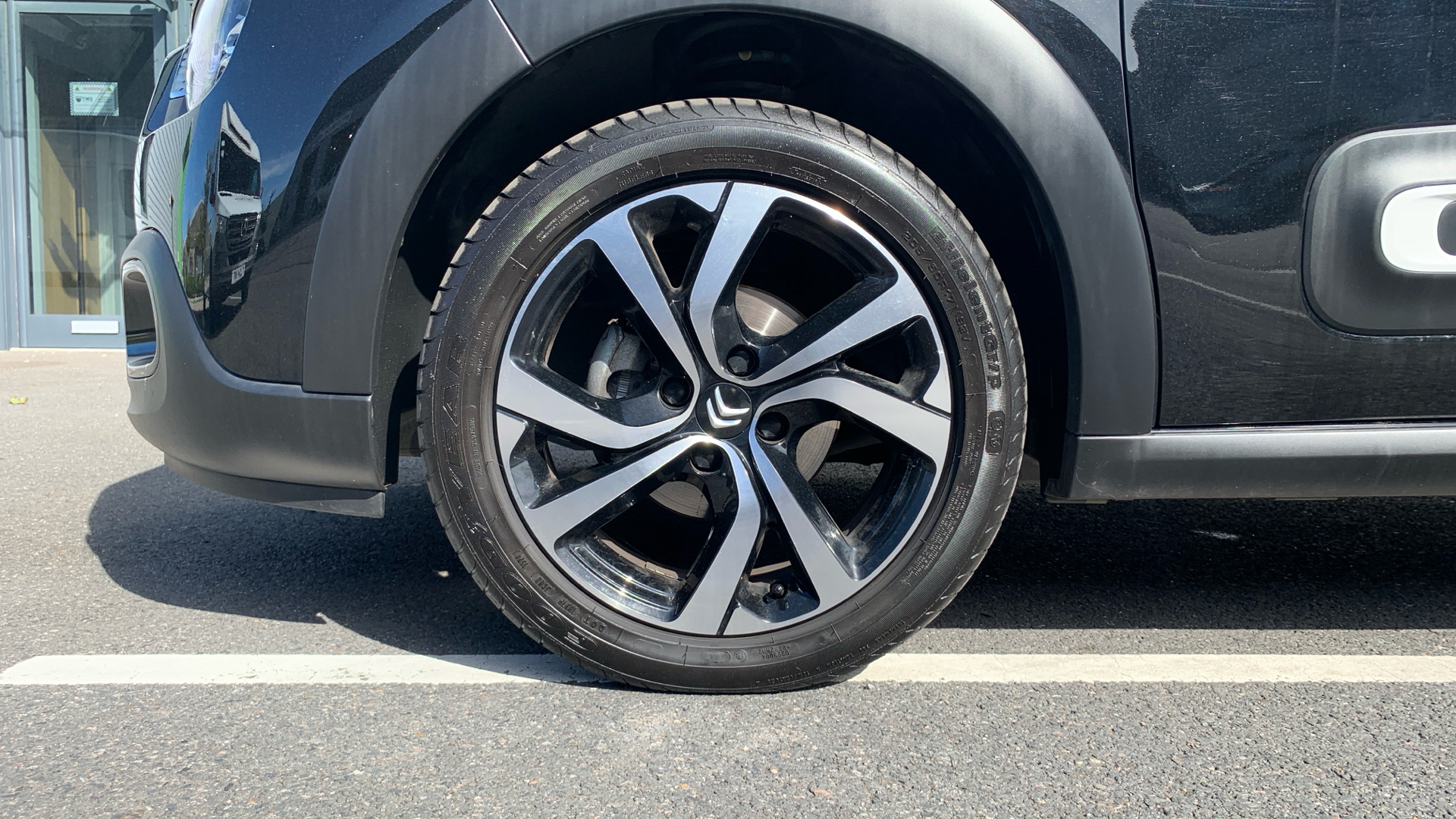car image
