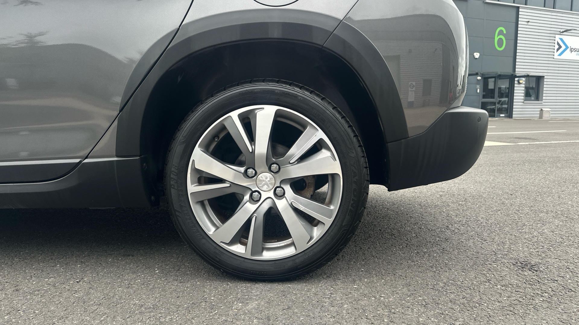 car image