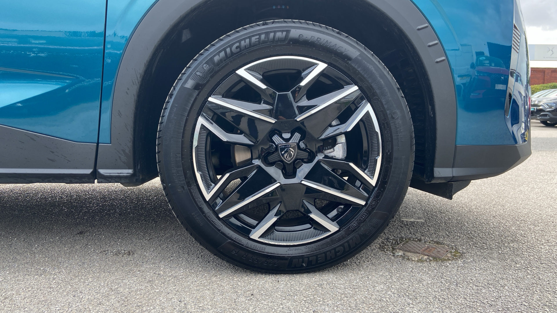 car image