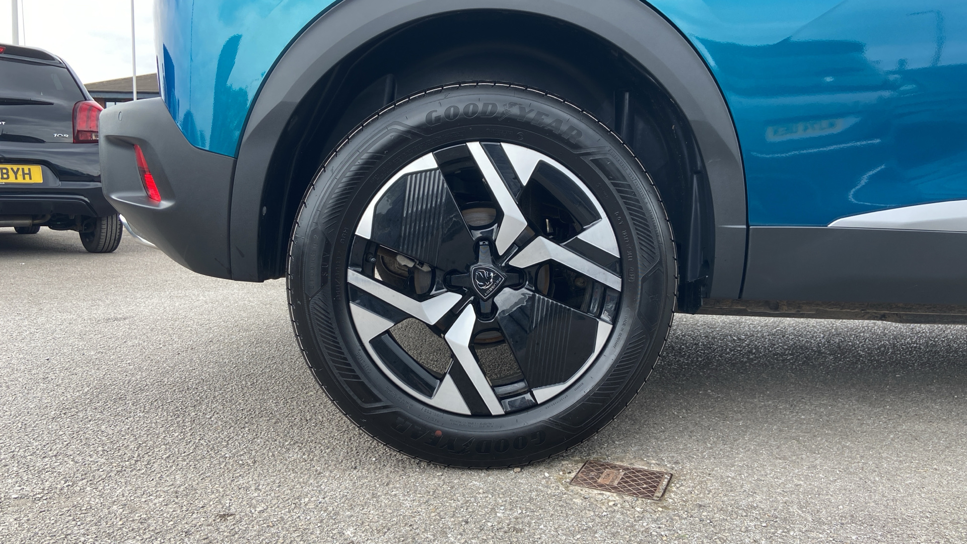car image