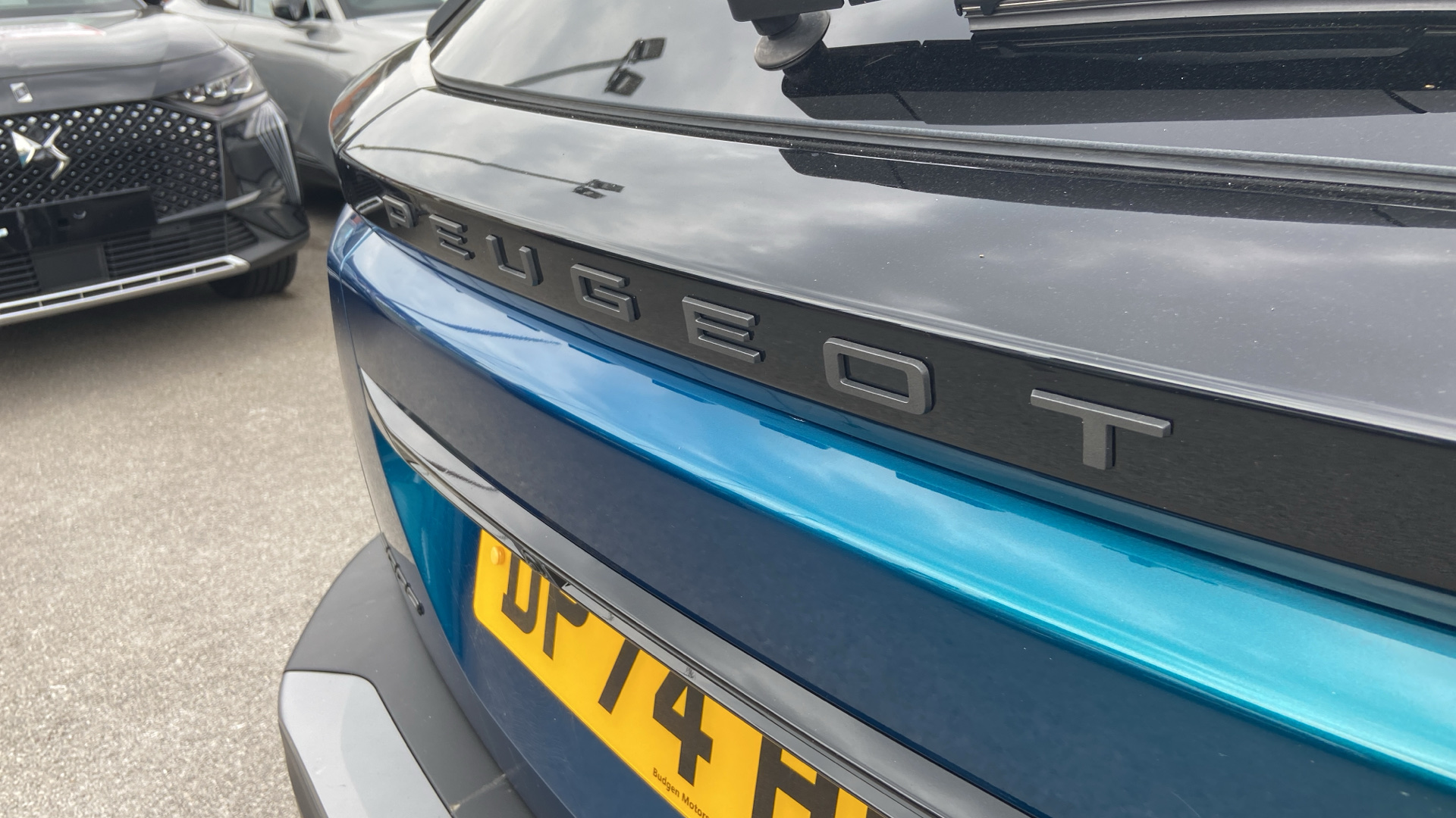 car image