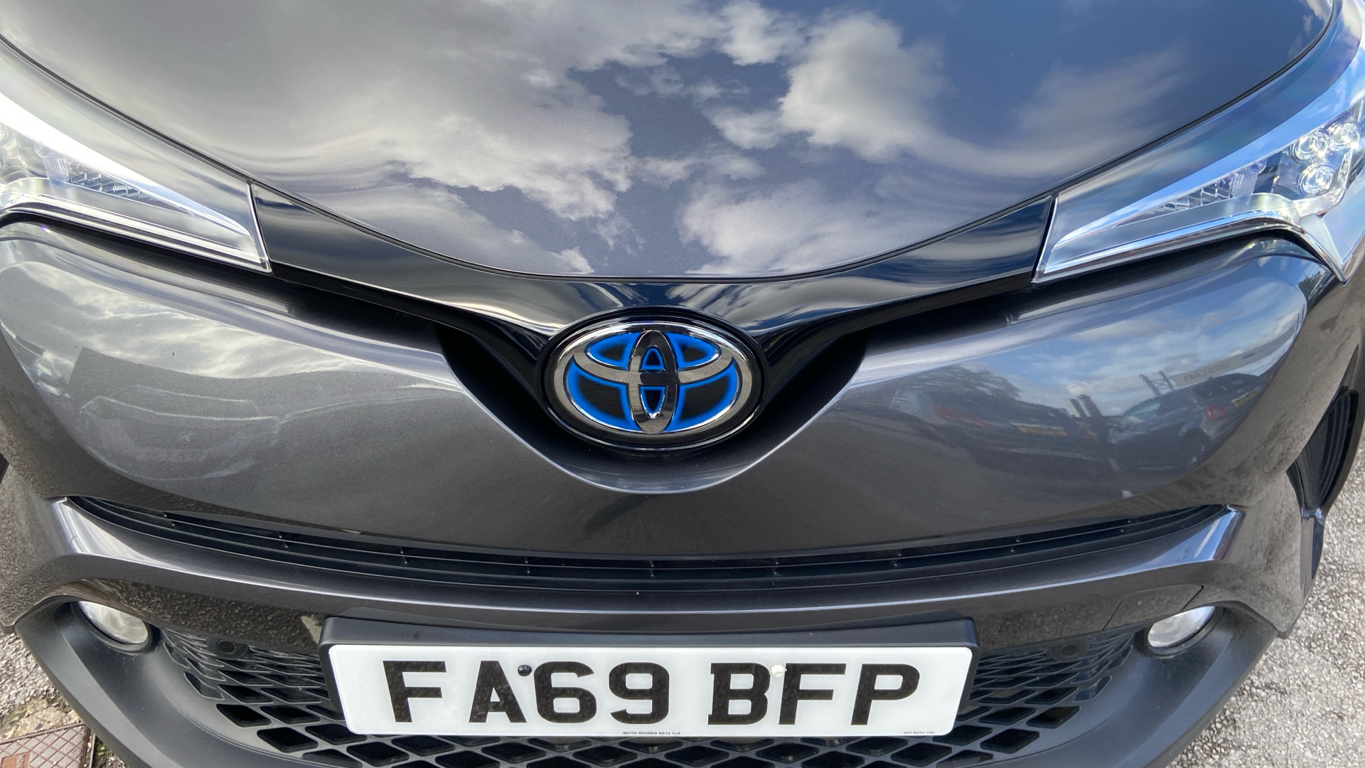car image