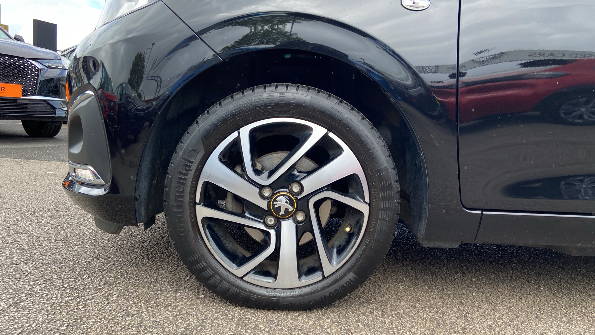 car image