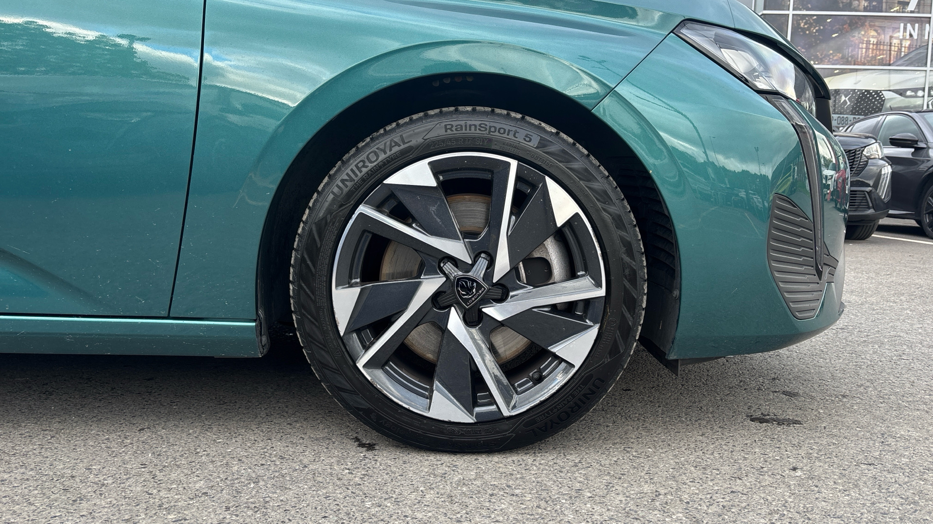 car image