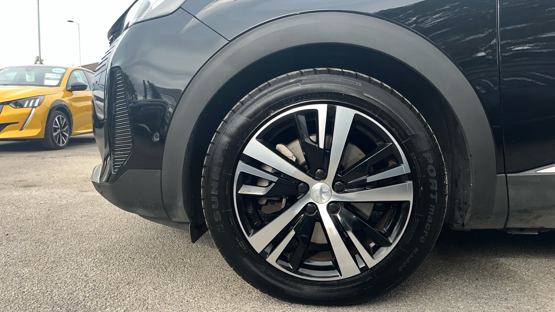 car image