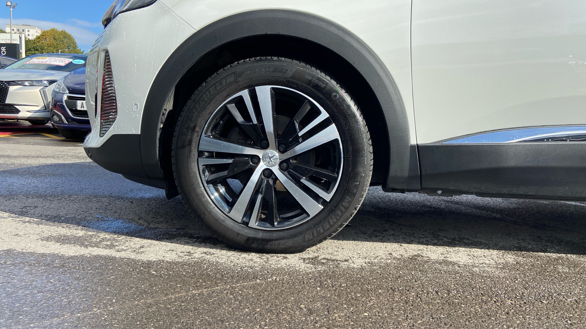 car image
