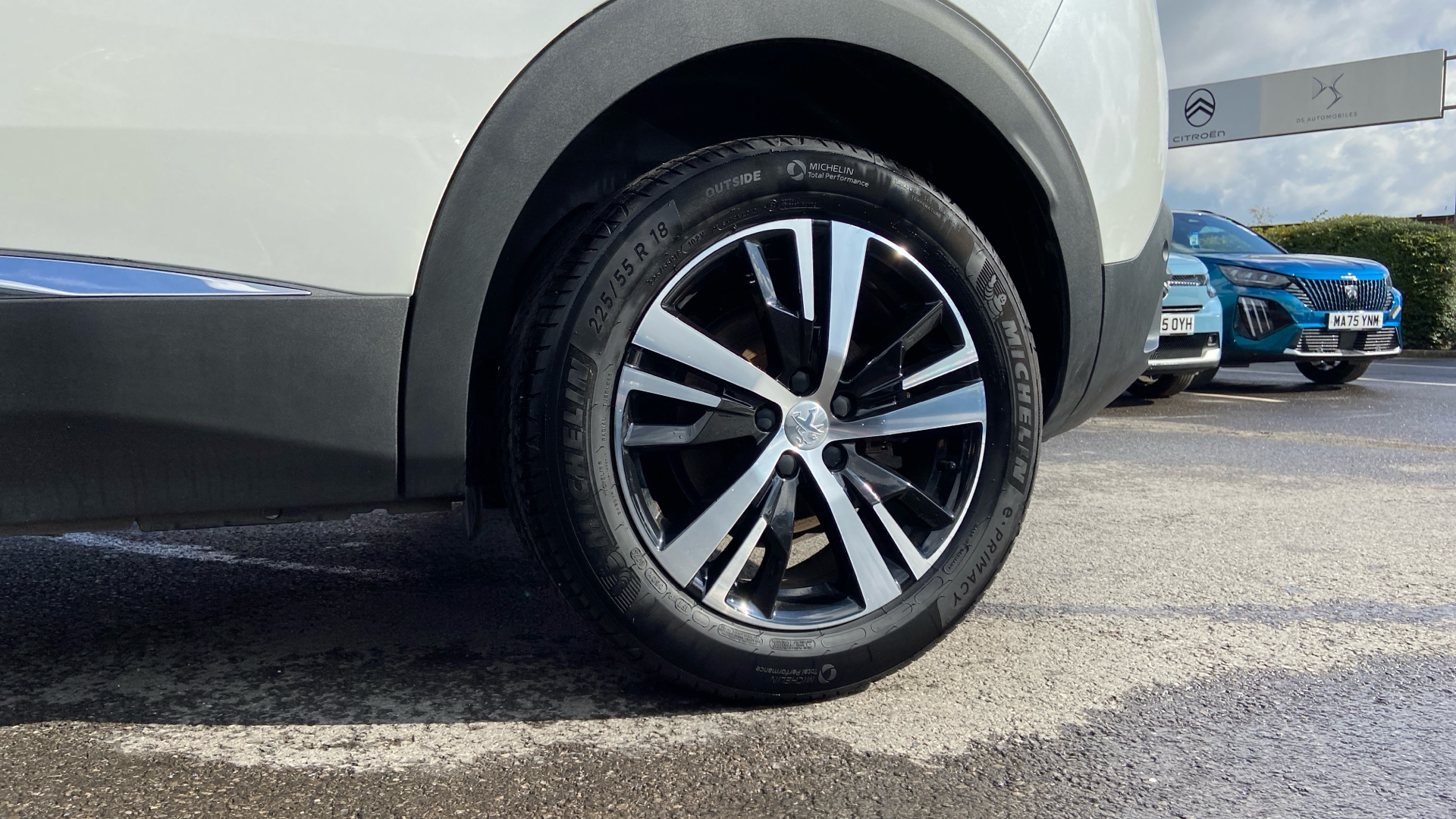 car image