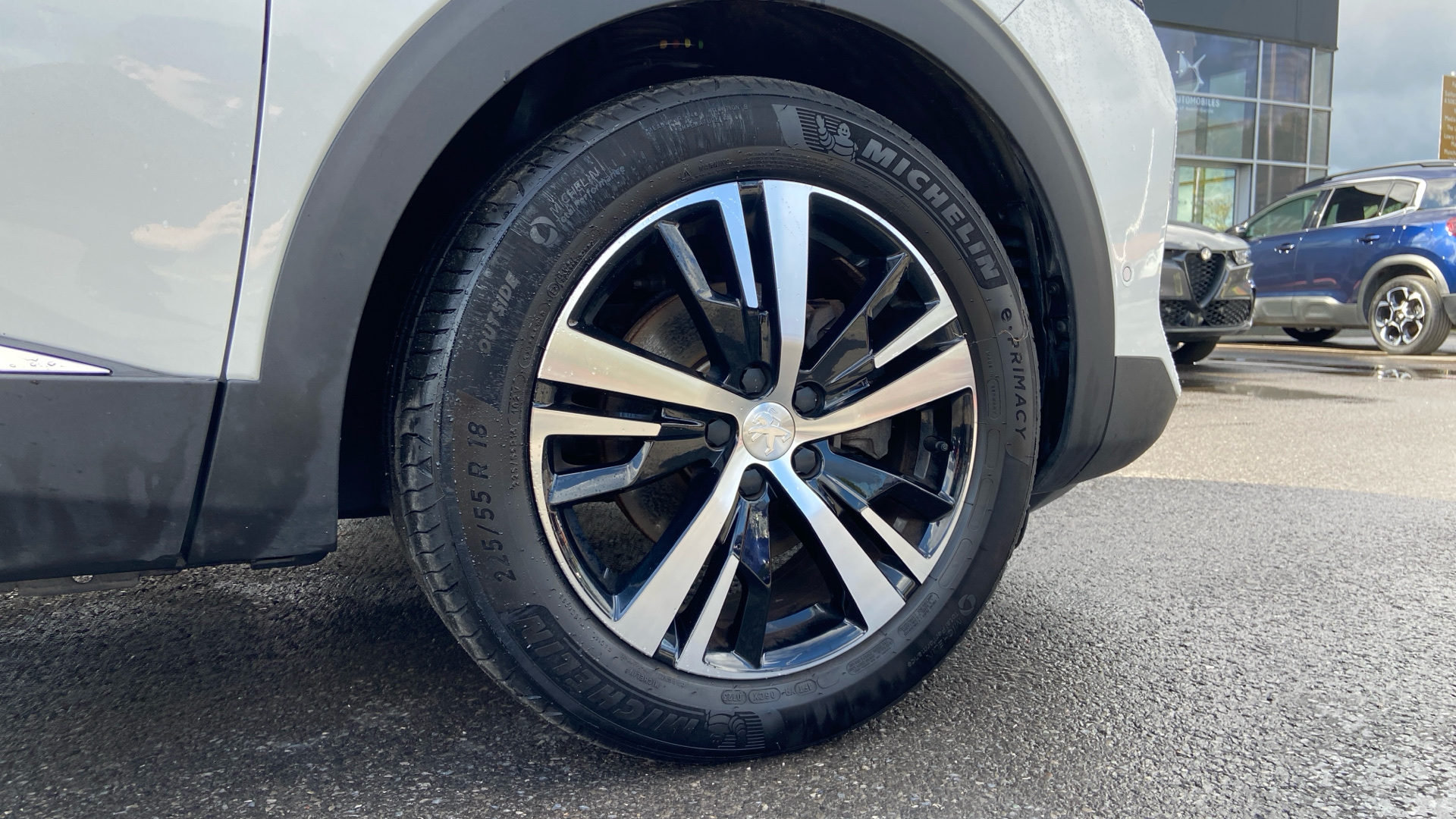 car image
