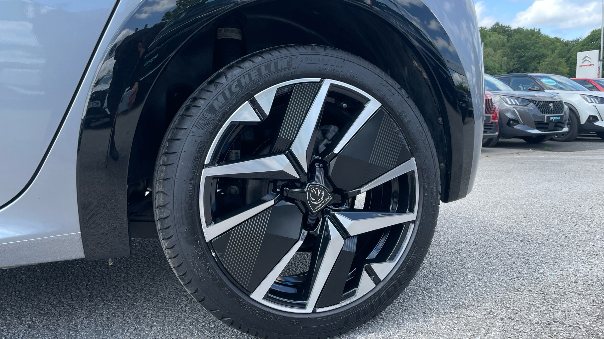 car image