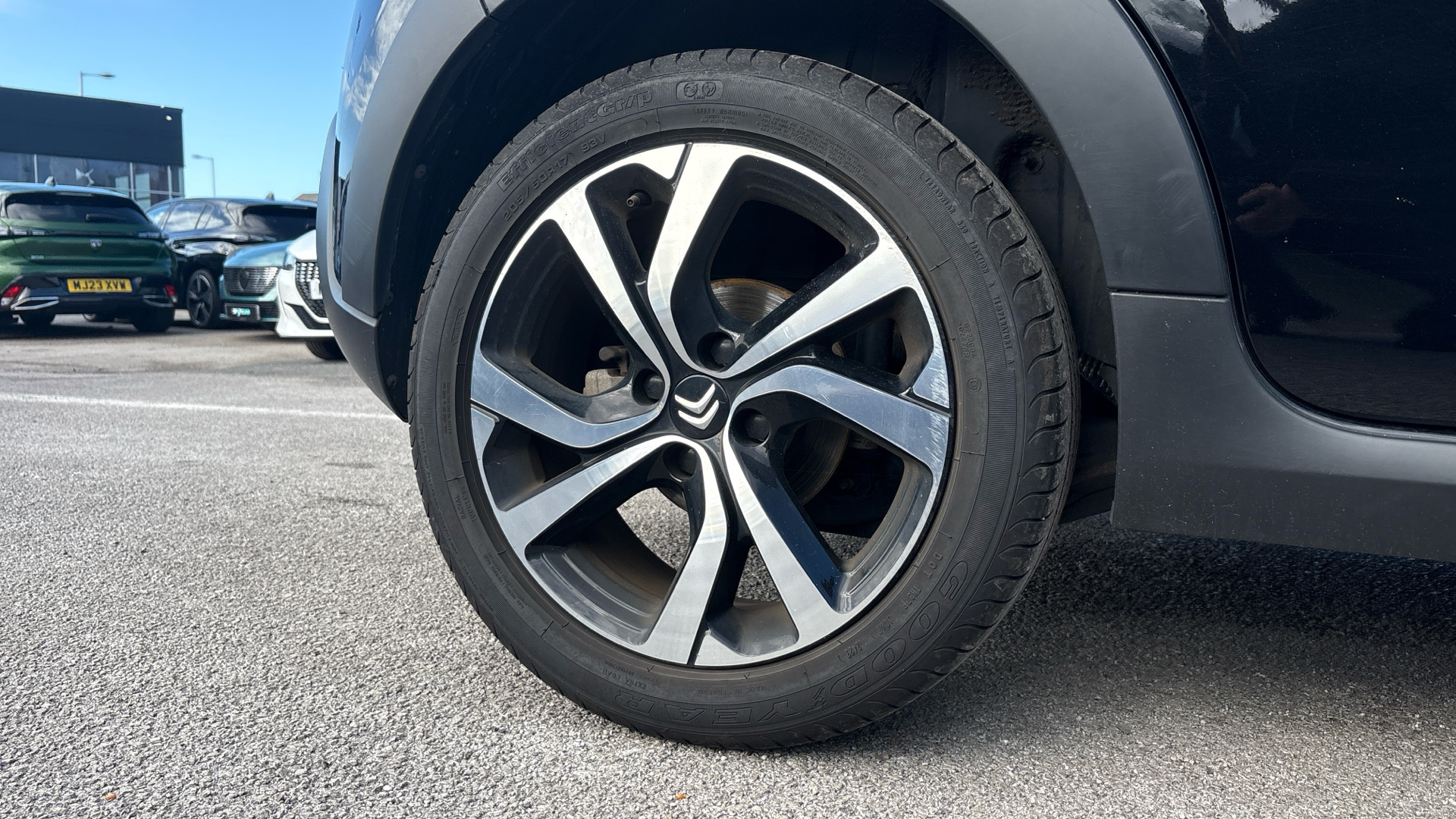 car image