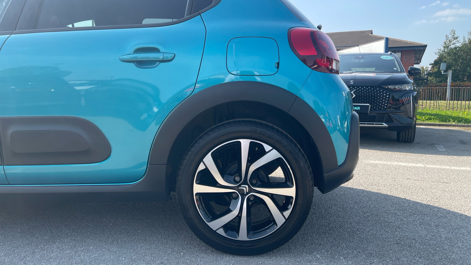 car image