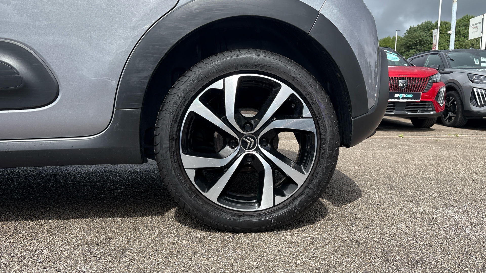 car image