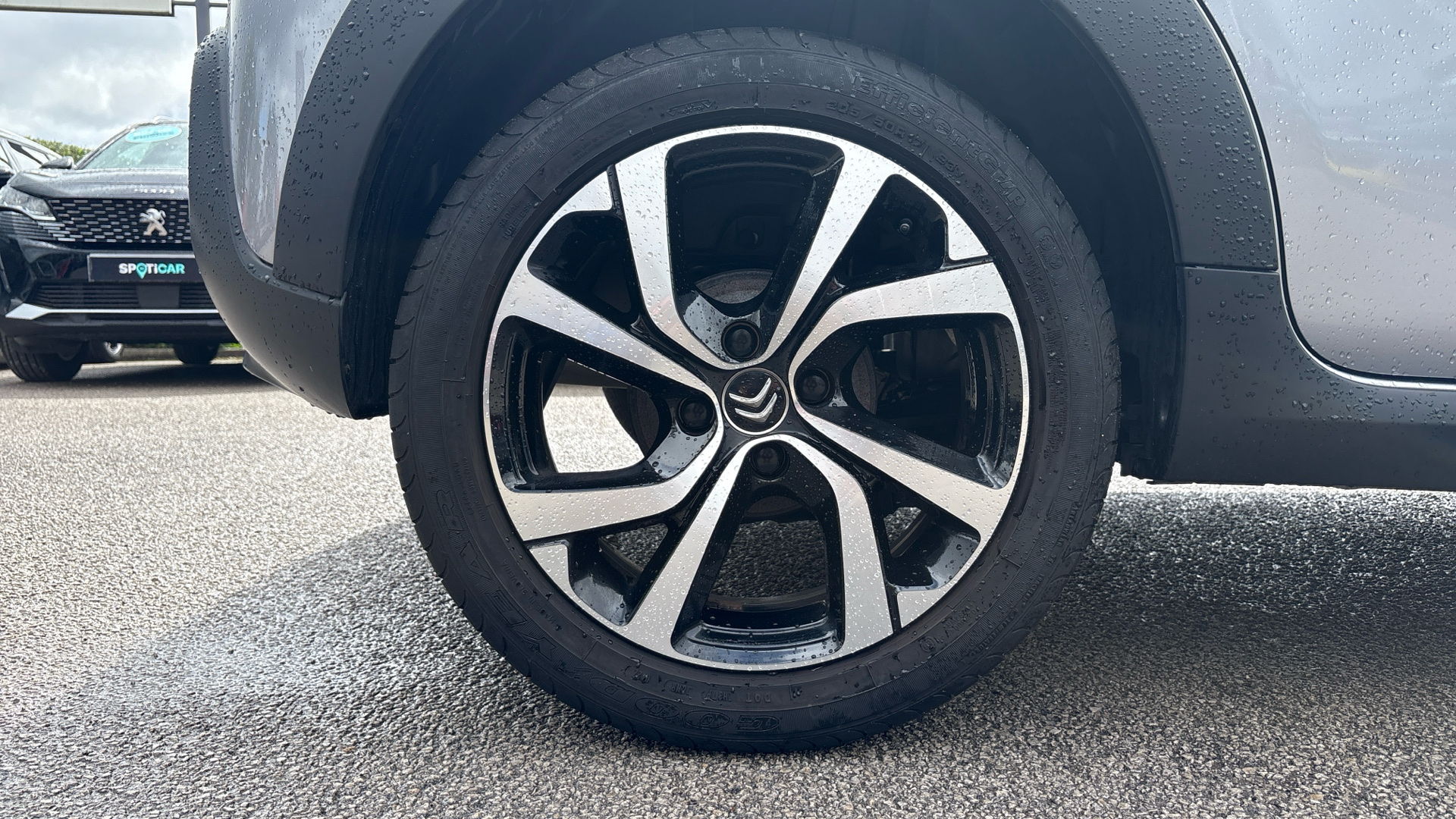 car image
