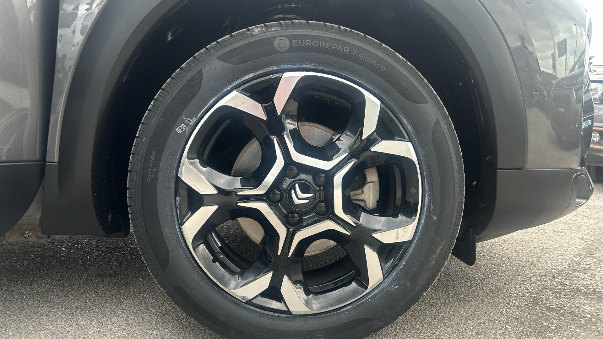 car image
