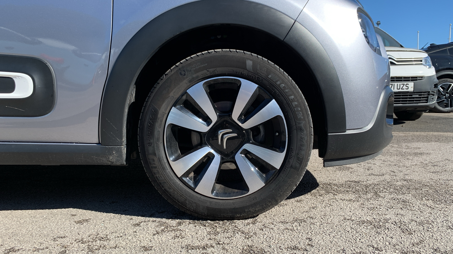 car image