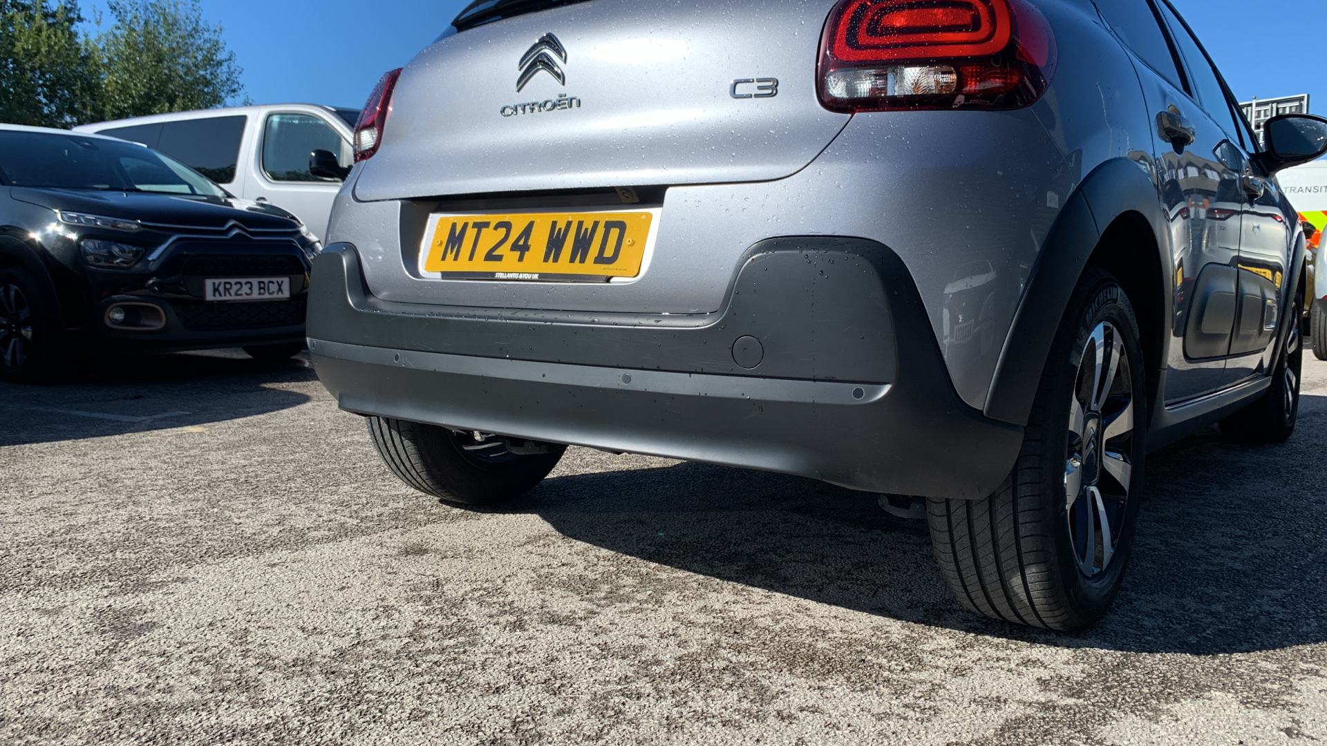 car image
