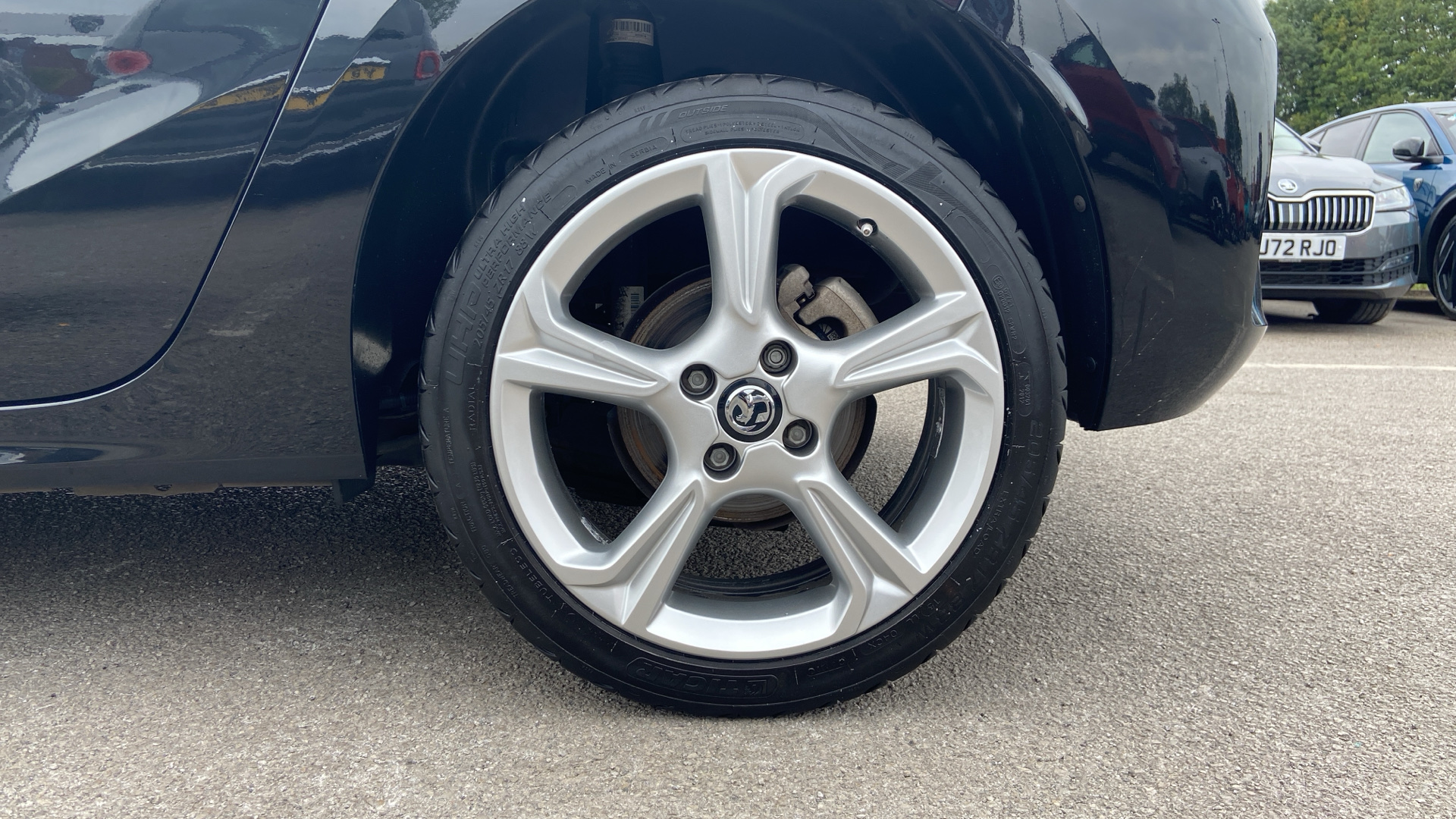 car image