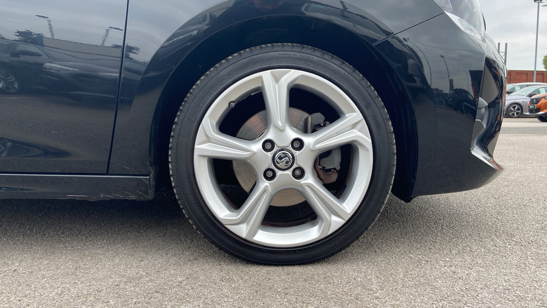 car image