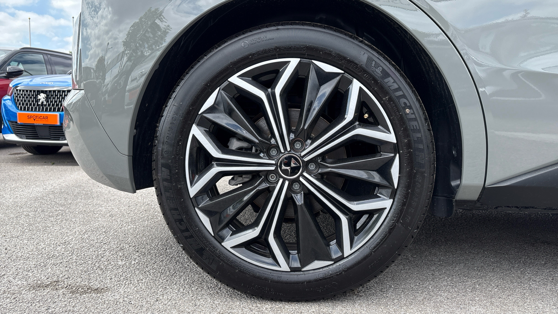 car image