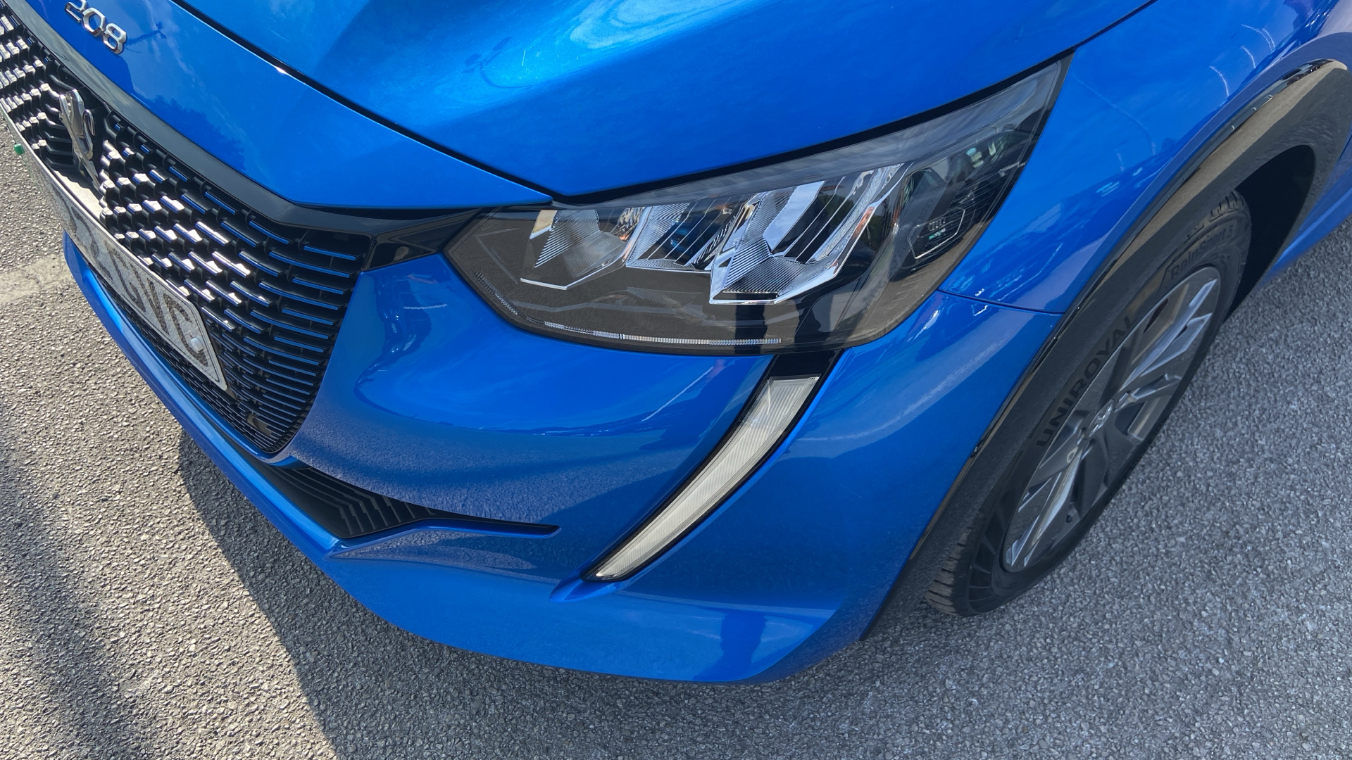car image